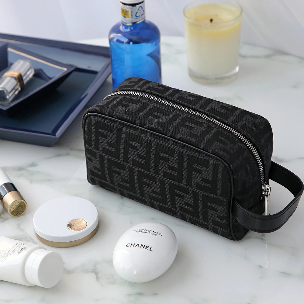 Fendi Beauty Clutch Bag ALWK Shoulder Makeup Pouch Clutch Handle